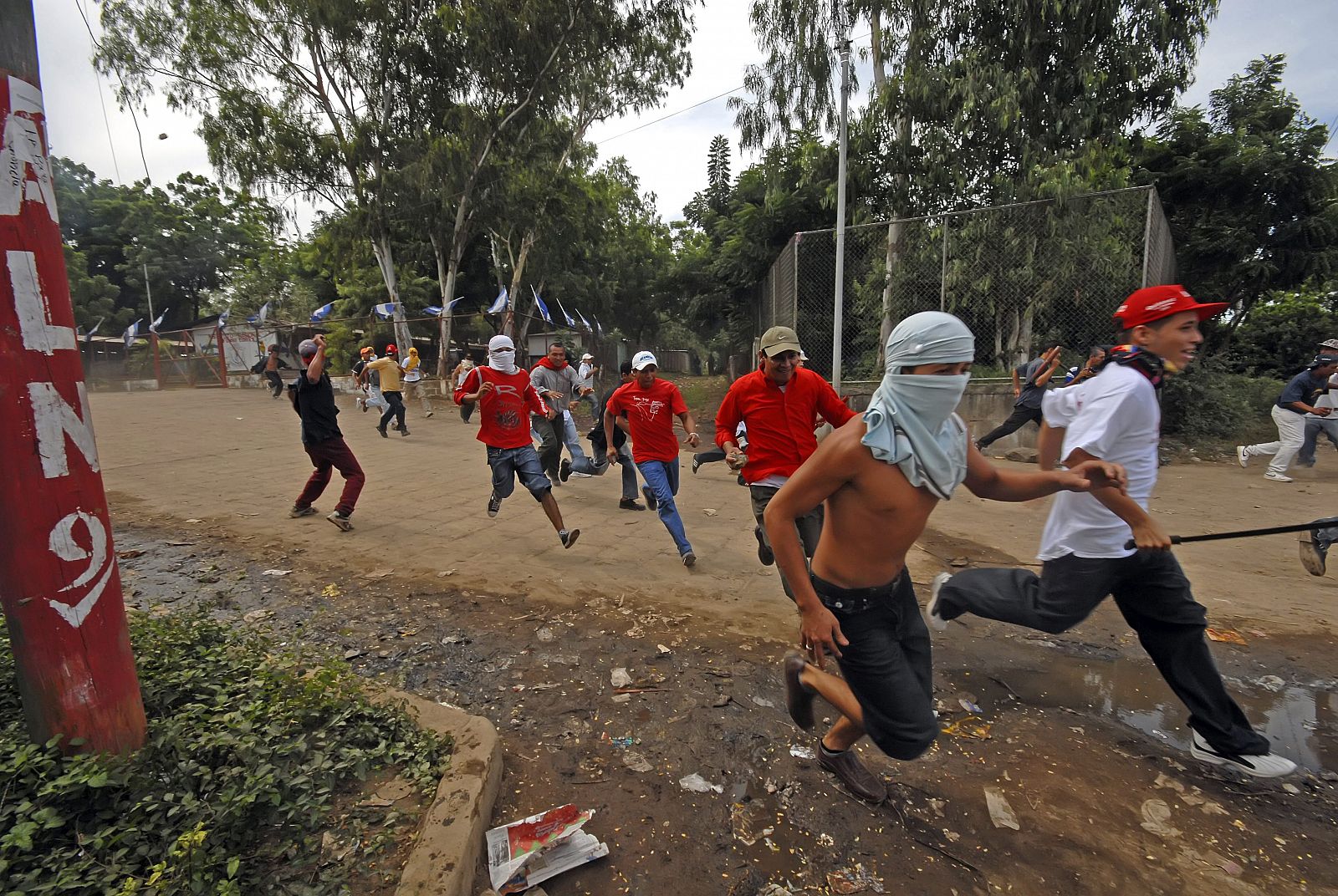 CHOQUES ENTRE LIBERALES Y SANDINISTAS CERCA A MANAGUA