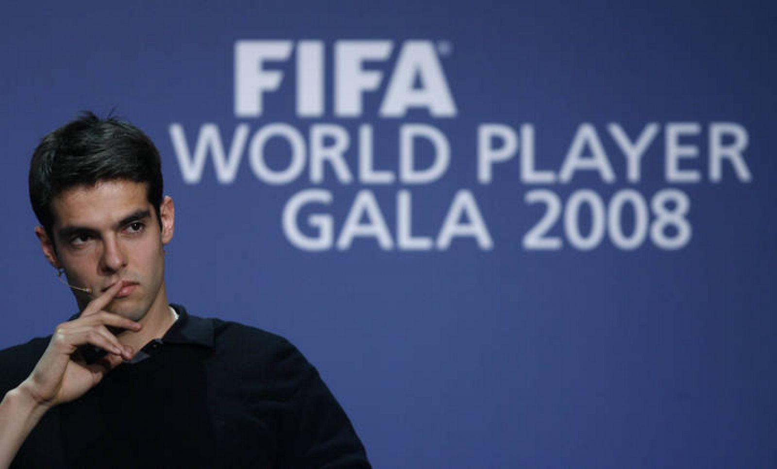 El jugador brasileño Kaka, durante la rueda de prensa anterior a la gala del FIFA World Player.