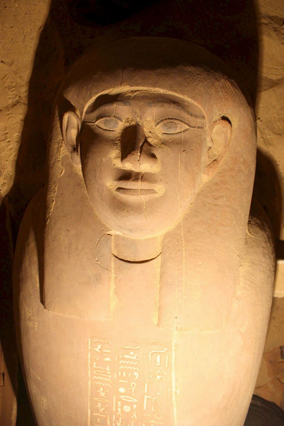 Descubierta una nueva tumba en Saqqara