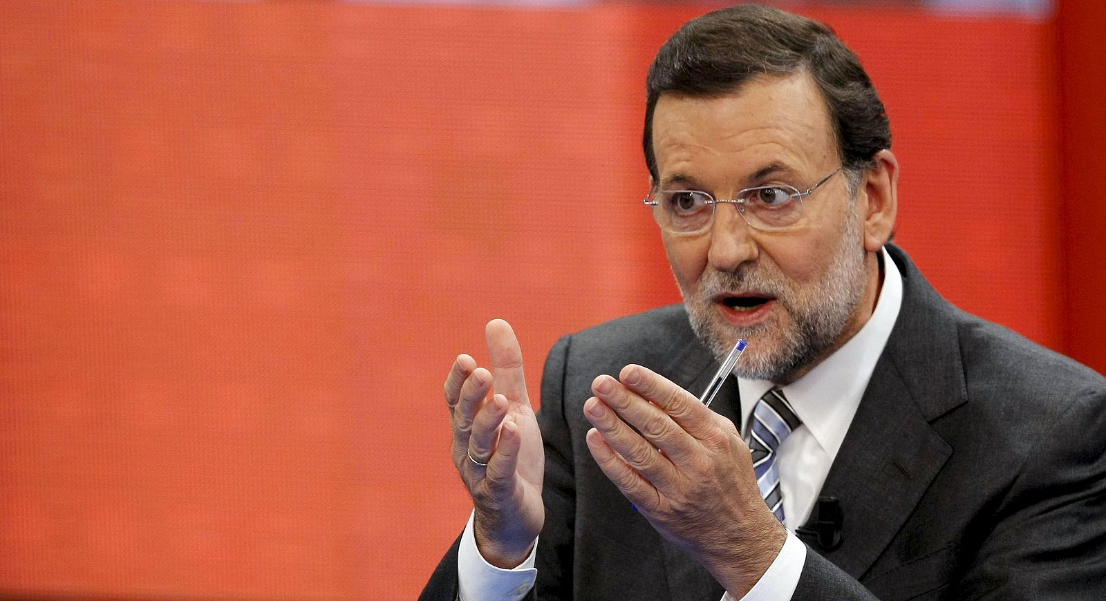 El presidente del PP, Mariano Rajoy, en un momento de su exposición durante las preguntas formuladas por cien ciudadanos en el programa de Televisión Española 'Tengo una pregunta para usted'