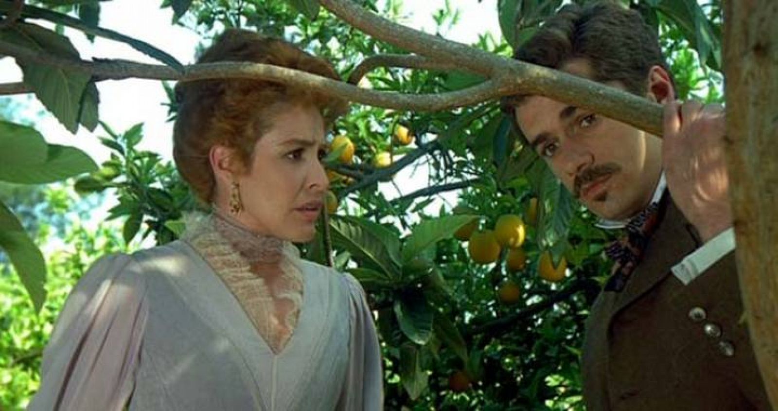 Toni Cantó y Nina Agustí protagonizan "Entre naranjos"