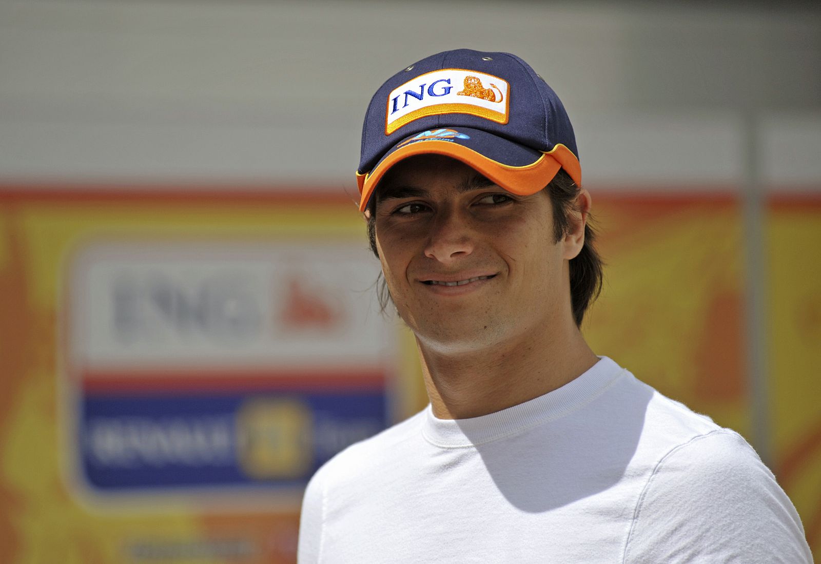 Nelson Piquet podría ser sustituído como piloto de Renault