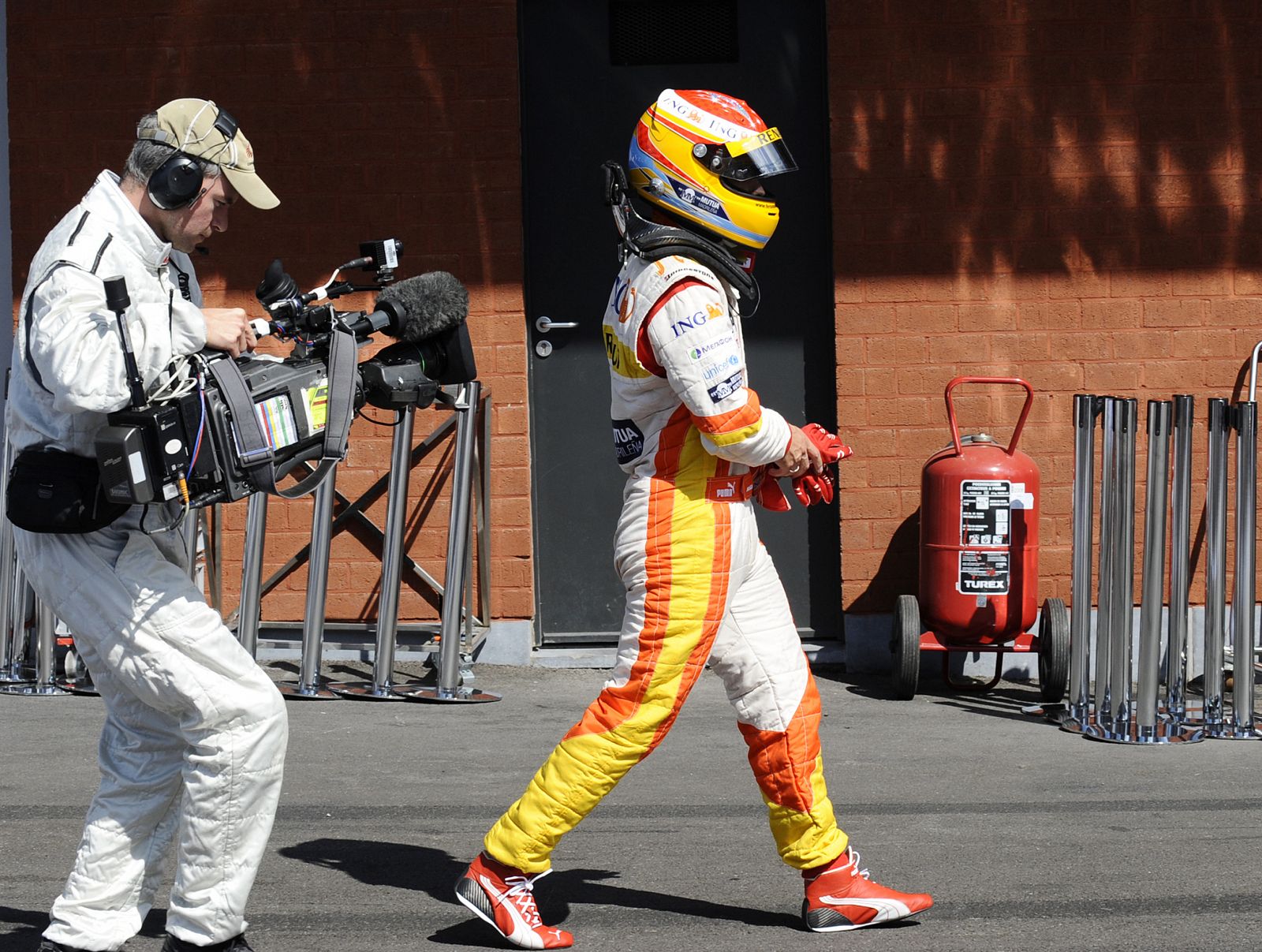La mala suerte se ha vuelto a cebar con Fernando Alonso en el circuito de Spa.
