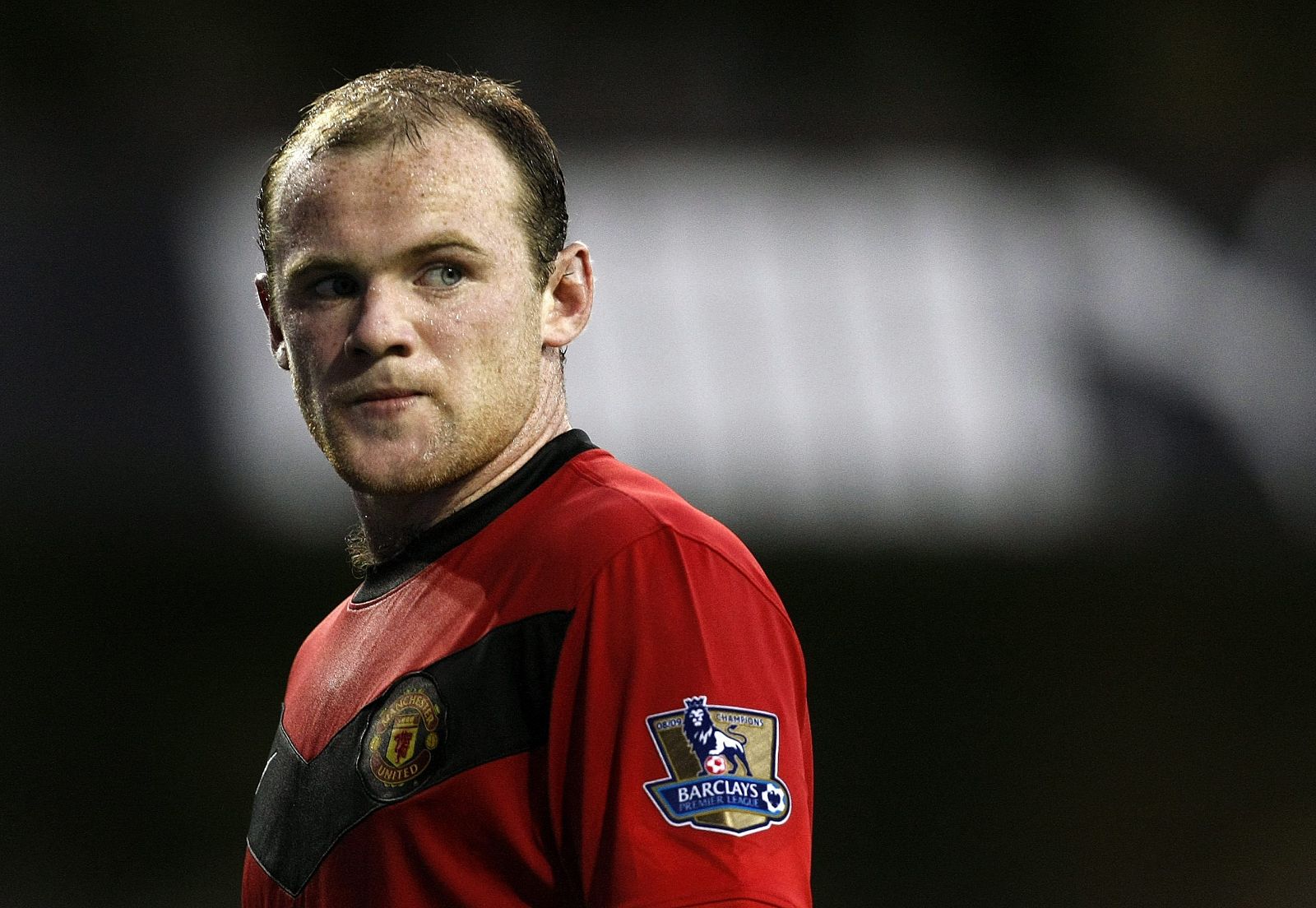 Tras la venta de Cristiano, el jugador del Manchester United Wayne Rooney es la referencia
