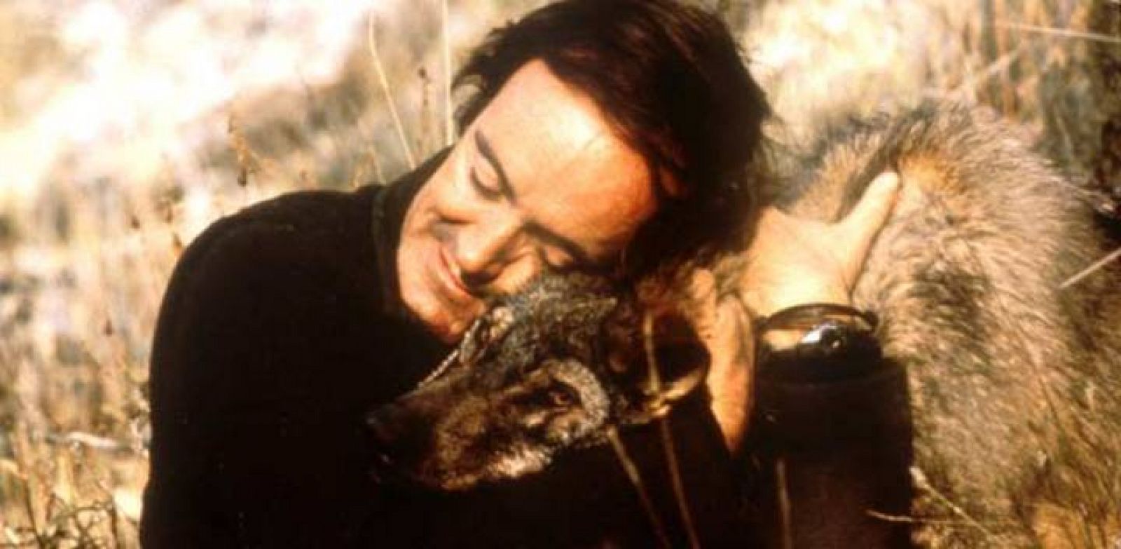 Félix Rodríguez de la Fuente, amante del lobo y de todos los animales de la tierra.