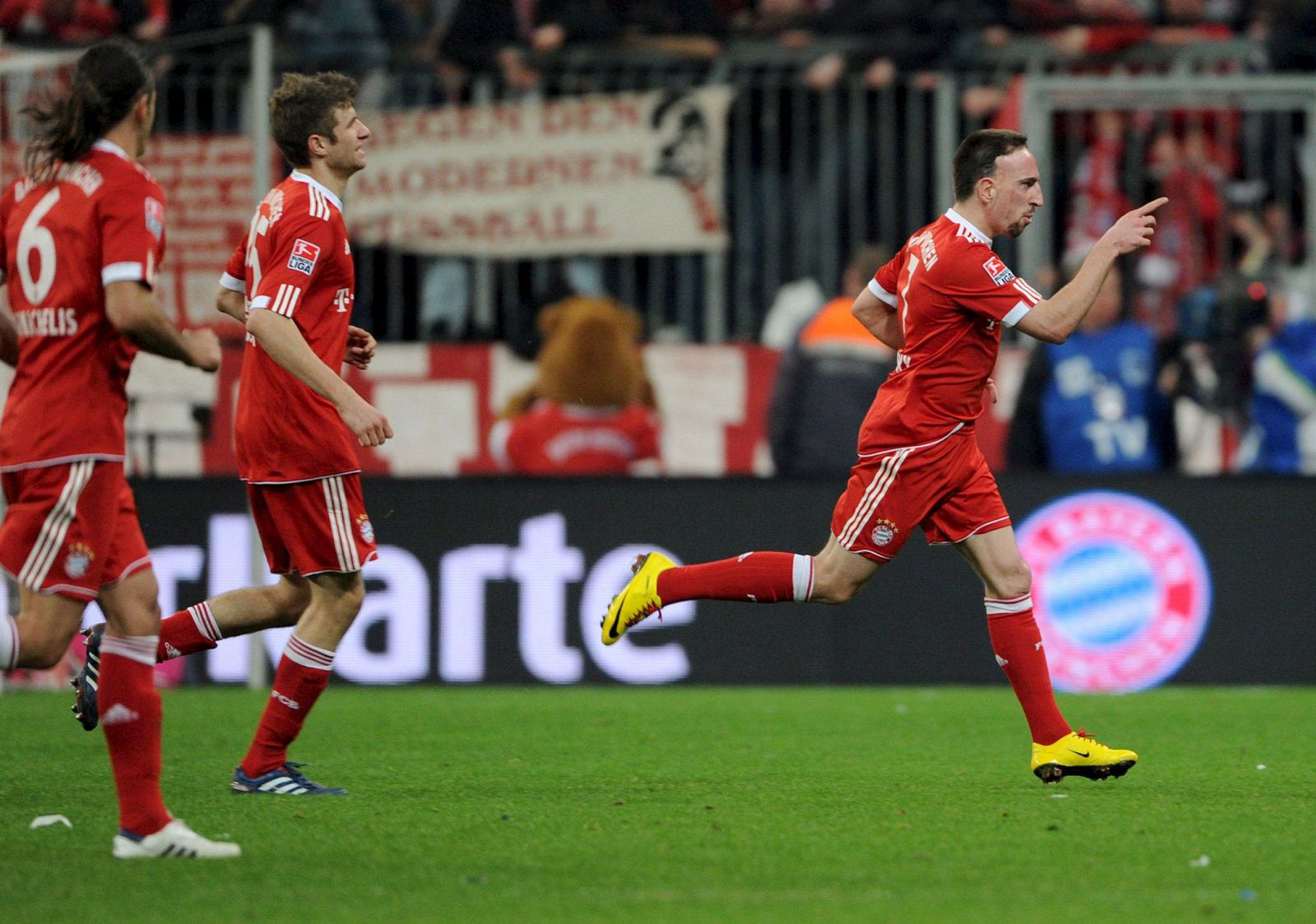 Ribéry celebra un gol marcado con el Bayern de Múnich