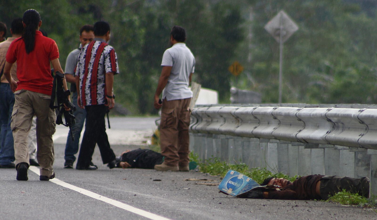 Dos muertos, sospechosos de terrorismo, tras la operación policial en Indonesia
