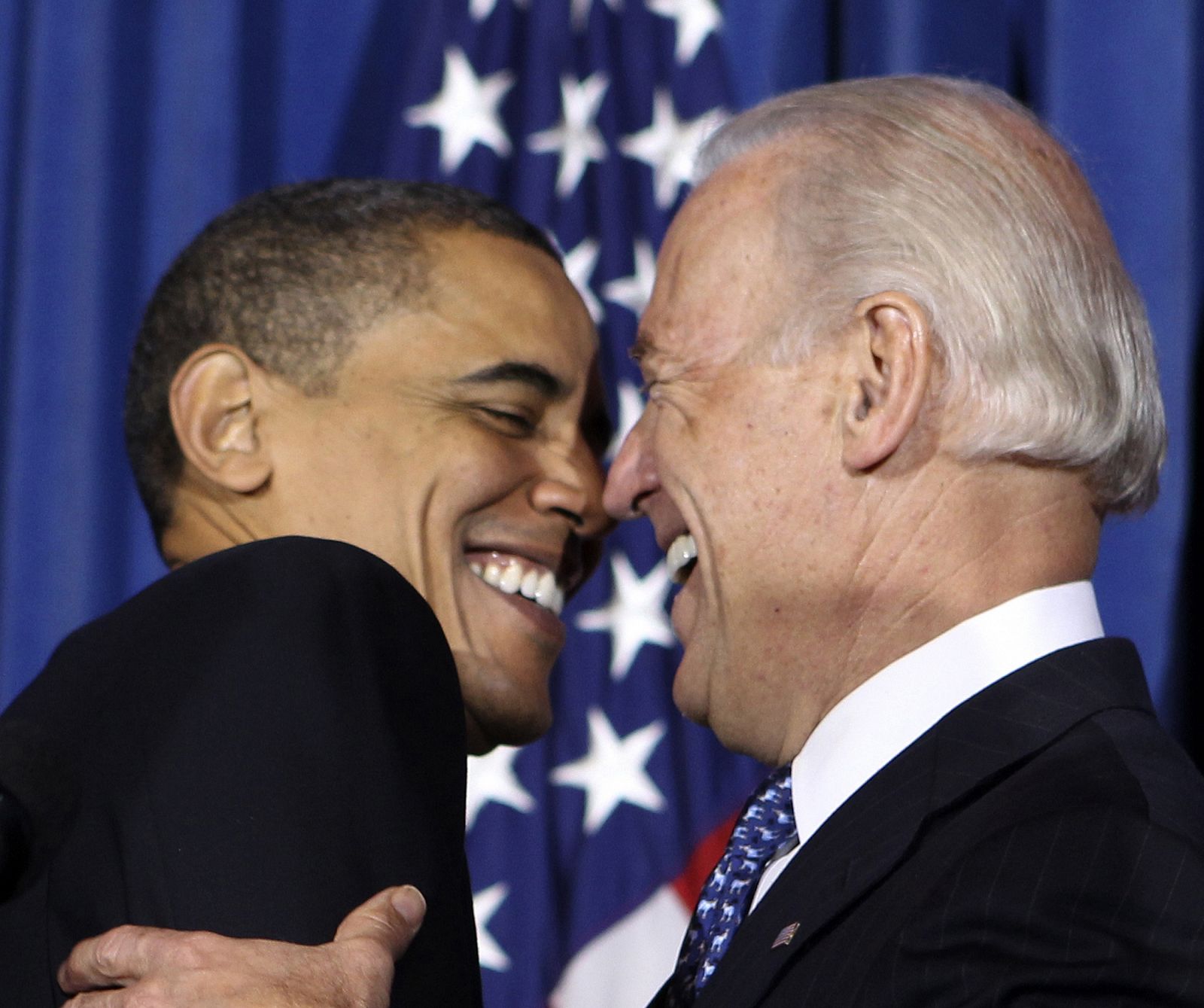 Hace dos días, Obama y el vicepresidente Joe Biden se felicitaban por la firma de la ley