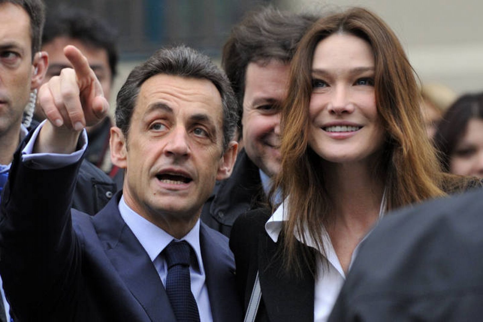 Sarkozy y Carla Bruni en una de sus últimas apariciones públicas