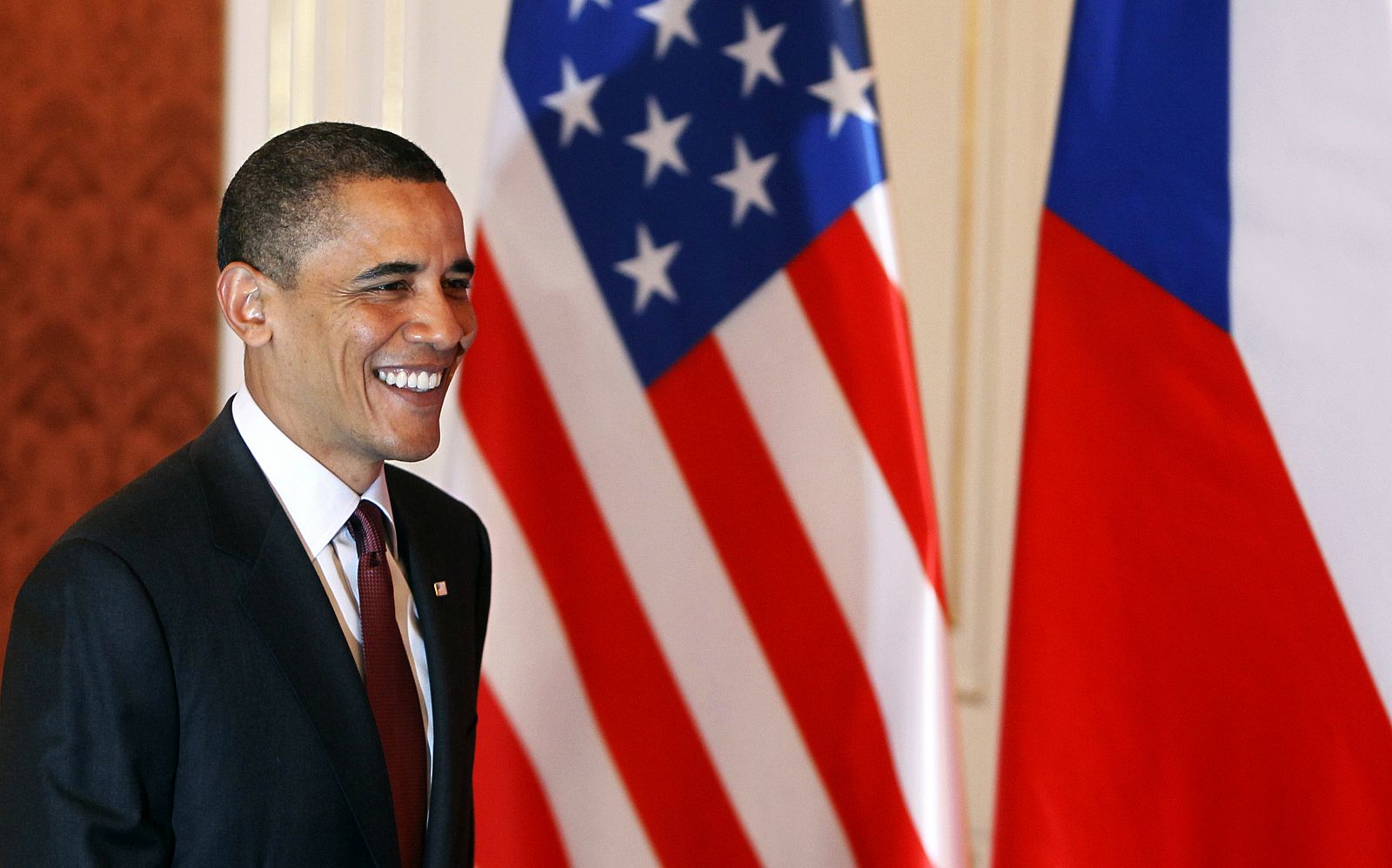 Obama tras la firma del histórico tratado sobre desarme nuclear con Rusia