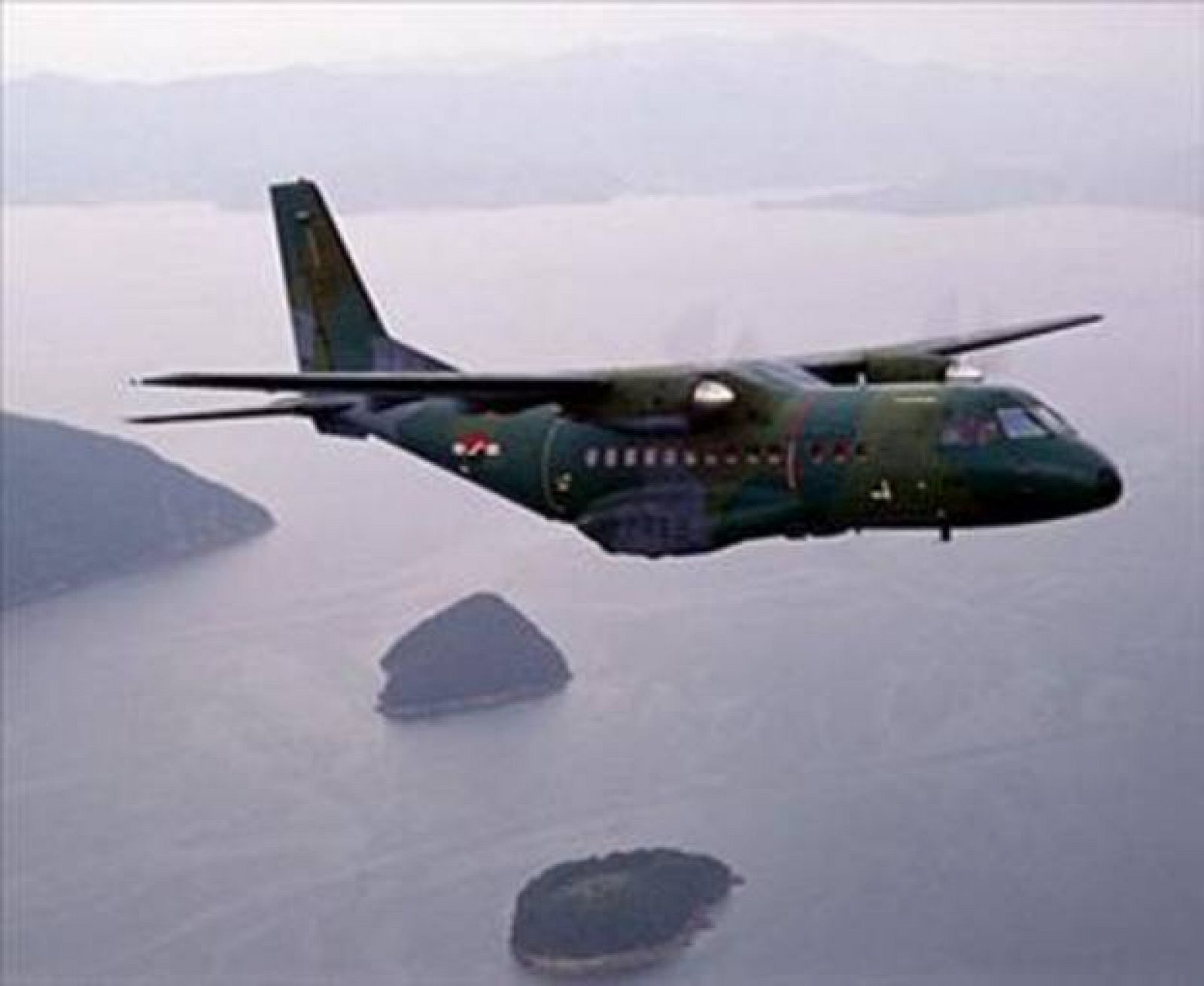 El Ministerio de Defensa recibirá las aeronaves entre finales de 2011 y fin de 2013.