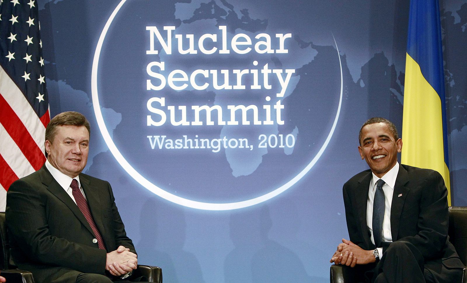 La entrevista de Obama con Yanukovich (izquierda) ha sido una de las primeras citas importantes de la cumbre.