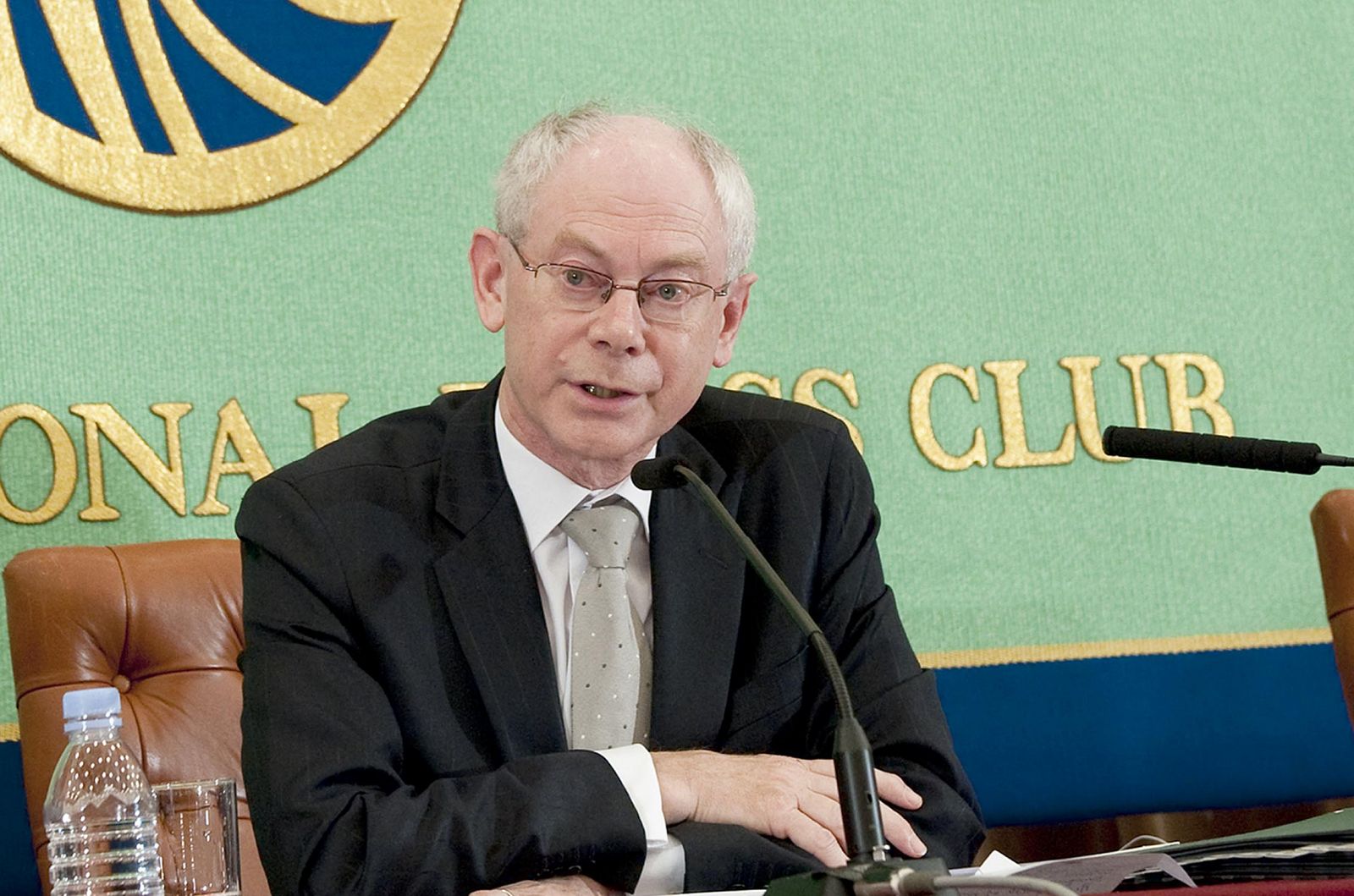 El presidente del Consejo,  Herman Van Rompuy, durante una conferencia que ha pronunciado en Tokio.