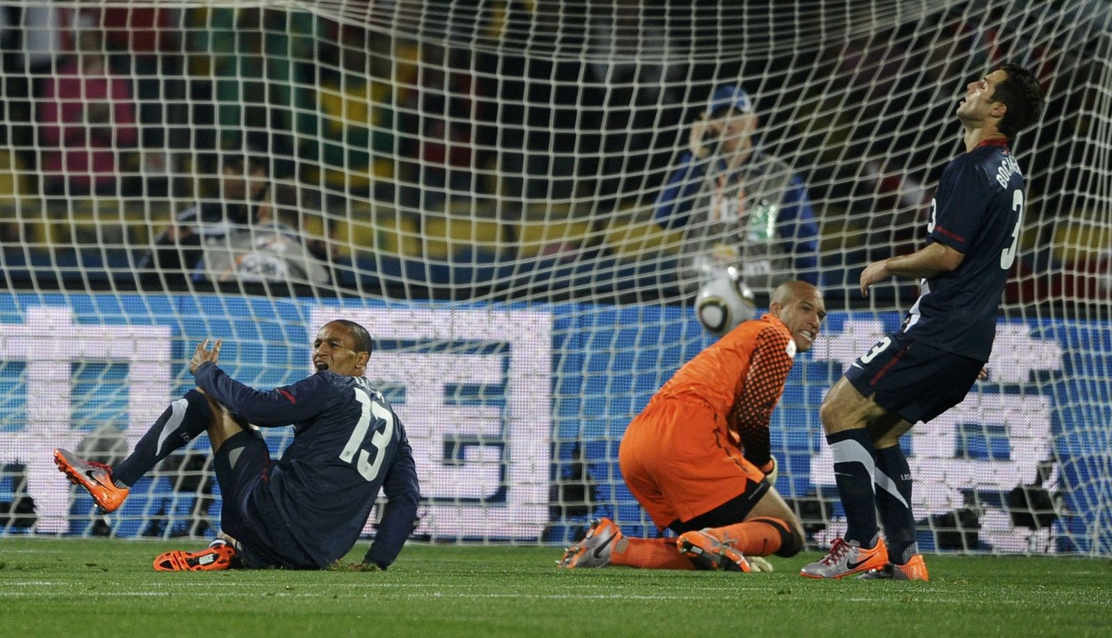 Clark, Howard and Bocanegra of the US react after conceding goal by England's Gerrard during the 2010 World Cup Group C soccer match in Rustenburg