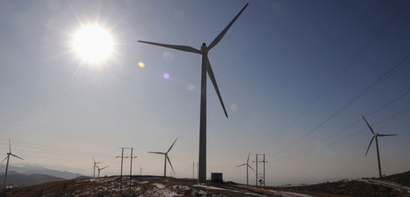 La energía eólica ya es la primera fuente de electricidad en 2013