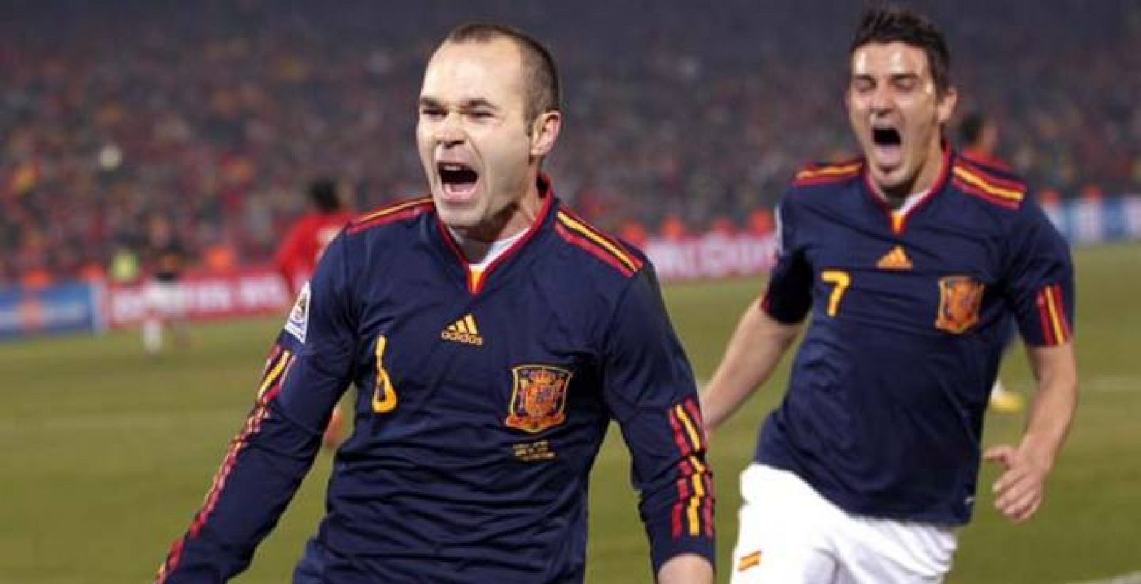 Iniesta celebrando el gol marcado que suponía el 0-2 para España