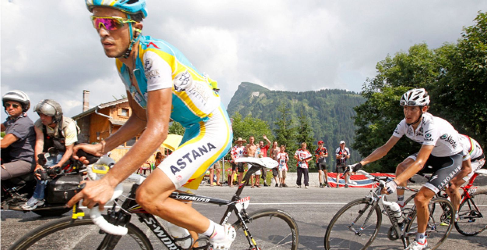 Contador y Schleck son los grandes favoritos para ganar el Tour 2010