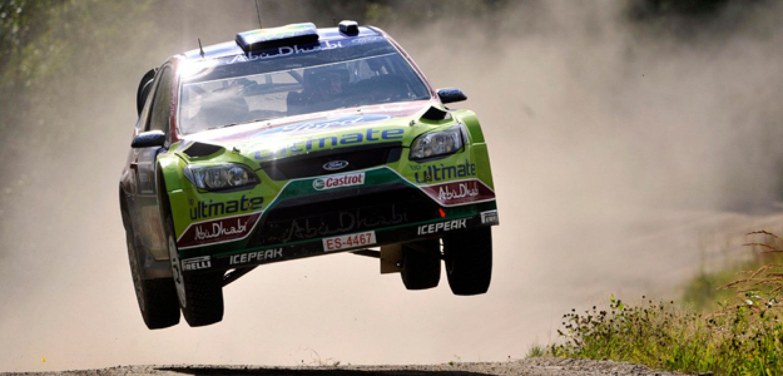 Latvala sigue al frente del Rally del Finlandia por delante de Oiger.