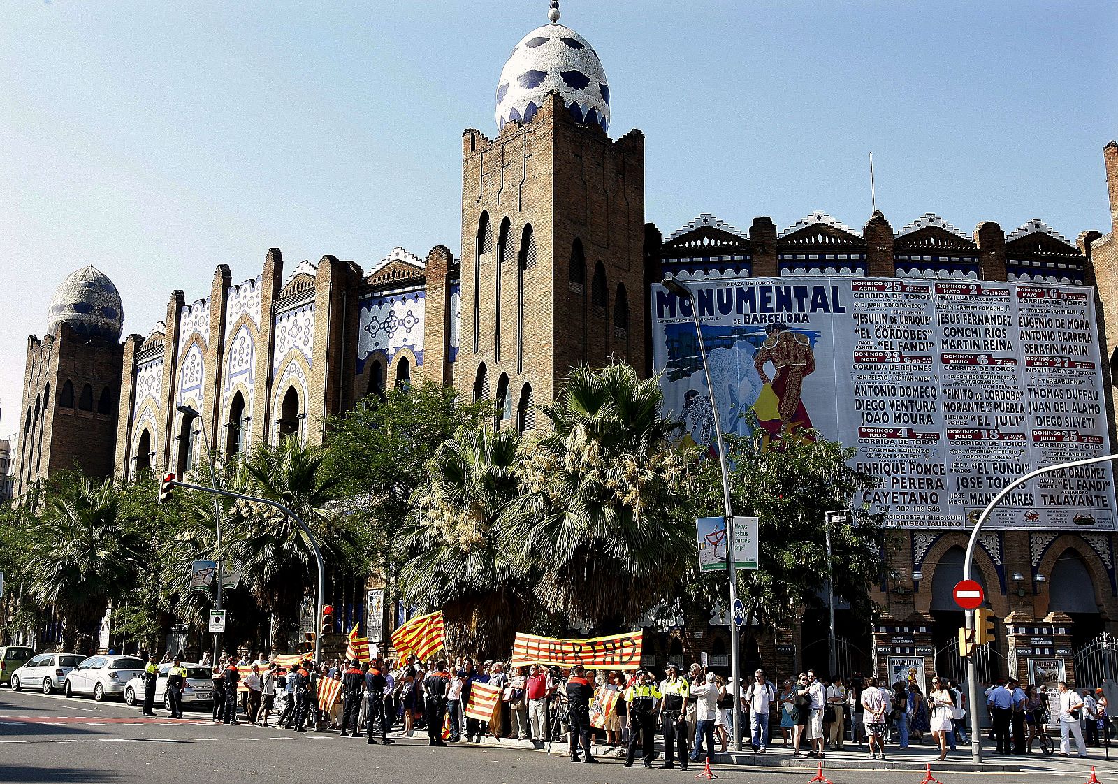 En la plaza de la Monumental de Barcelona no se verán más corridas de toros a partir de 2012.