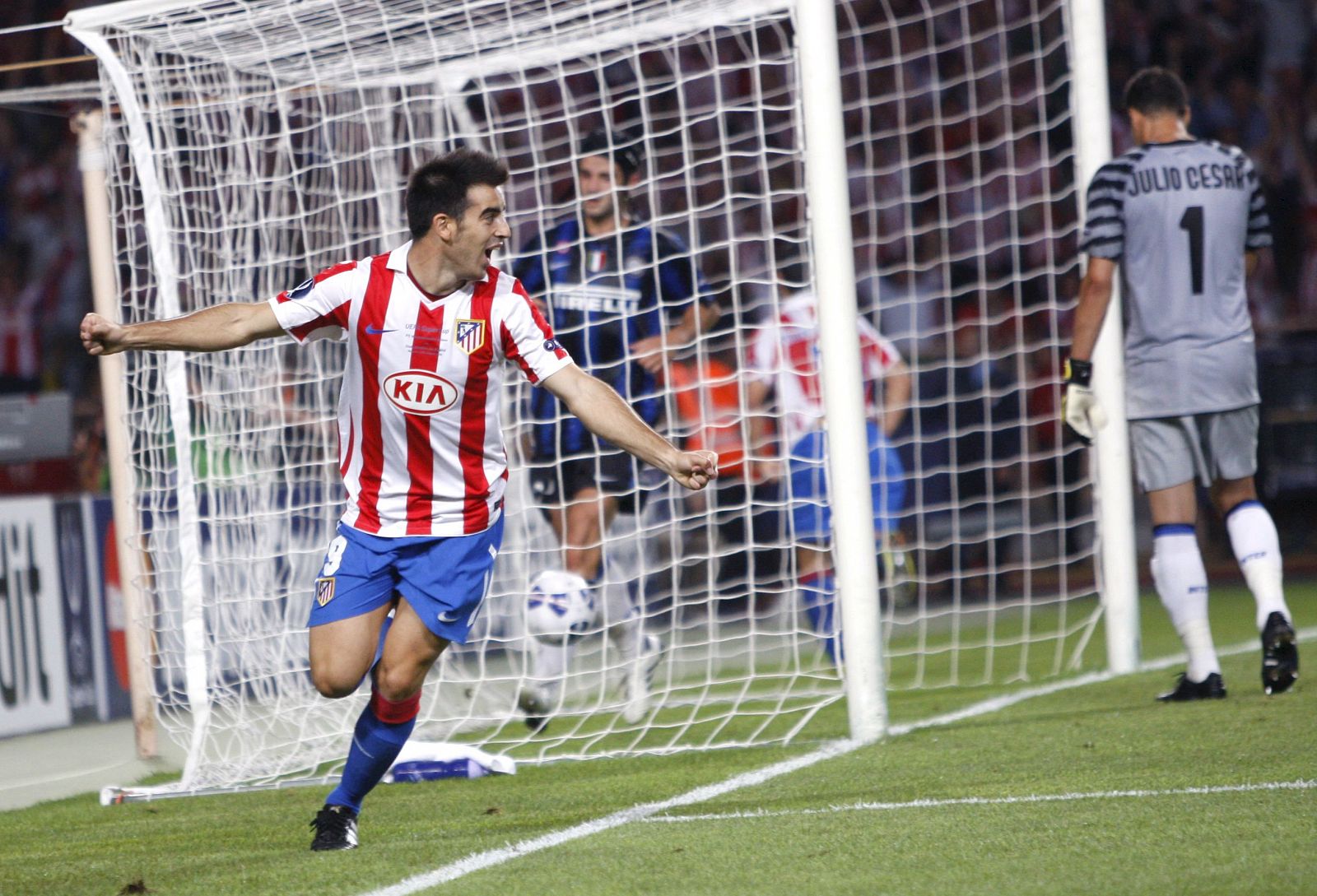 Jurado celebra uno de los últimos goles que ha vivido en el Atlético, el primero de la Supercopa de Europa ante el Inter de Milán.