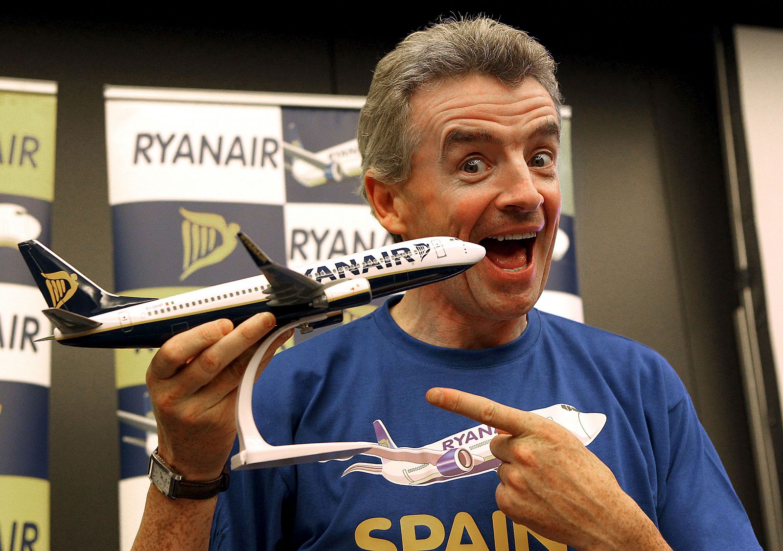 PRESIDENTE RYANAIR PRESENTA PLANES ESTRATÉGICOS PARA OPERAR EN EL PRAT