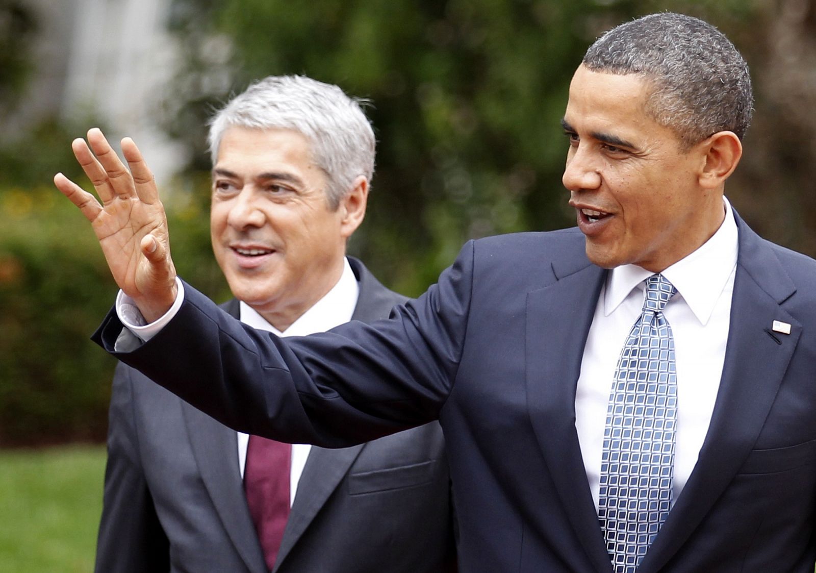 El presidente de EE.UU., Barack Obama, junto al primer ministro portugués, José Sócrates, en Lisboa.