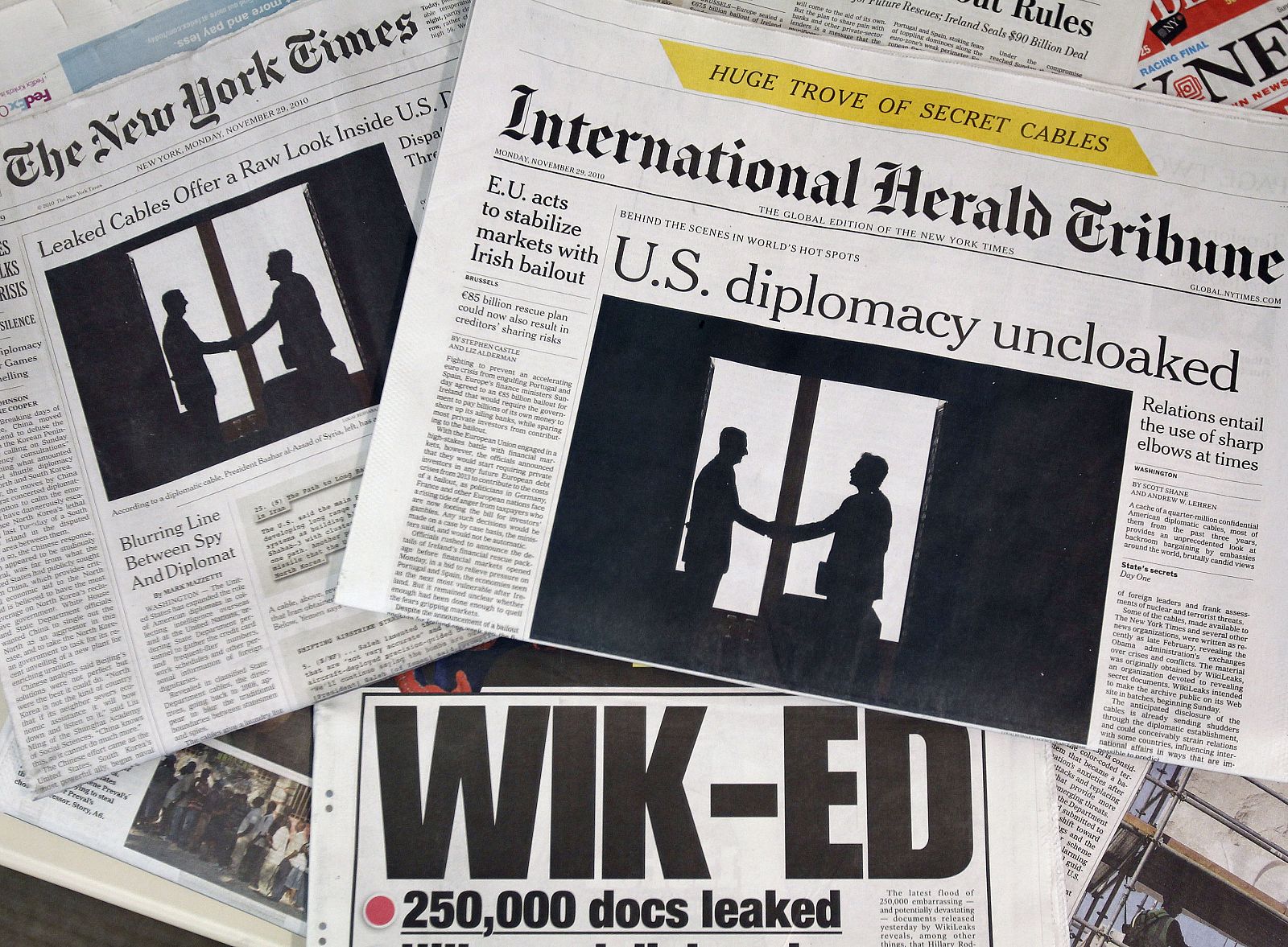 Portadas de los periódicos tras las nuevas filtraciones de Wikileaks