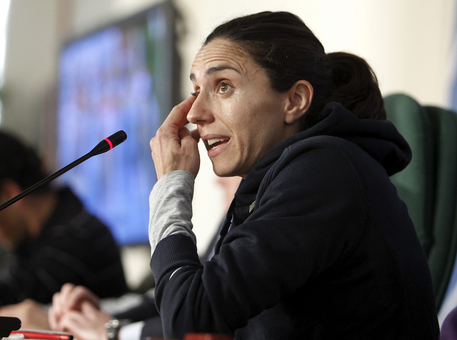 La atleta Nuria Fernández durante una rueda de prensa