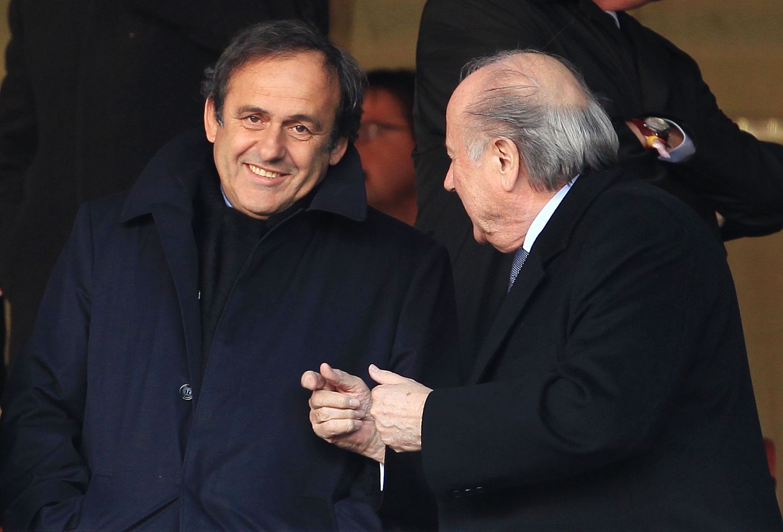 Platini y Blatter coinciden en que el Mundial de Qatar debería jugarse en invierno