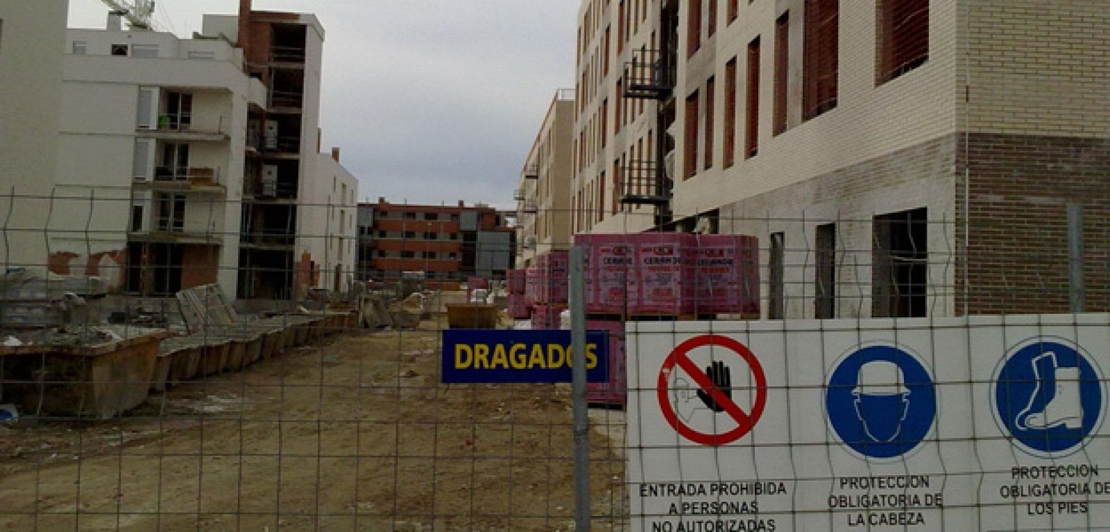 Detalle de una de las construcciones de la promotora Iniciares en Torrejón de Ardoz
