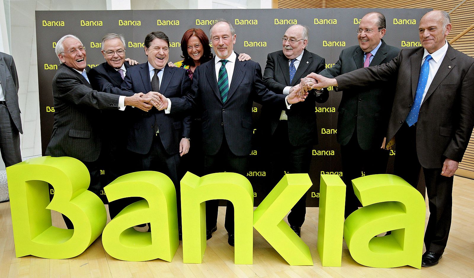 Bankia será la marca comercial de la fusión de Caja Madrid y otras seis cajas