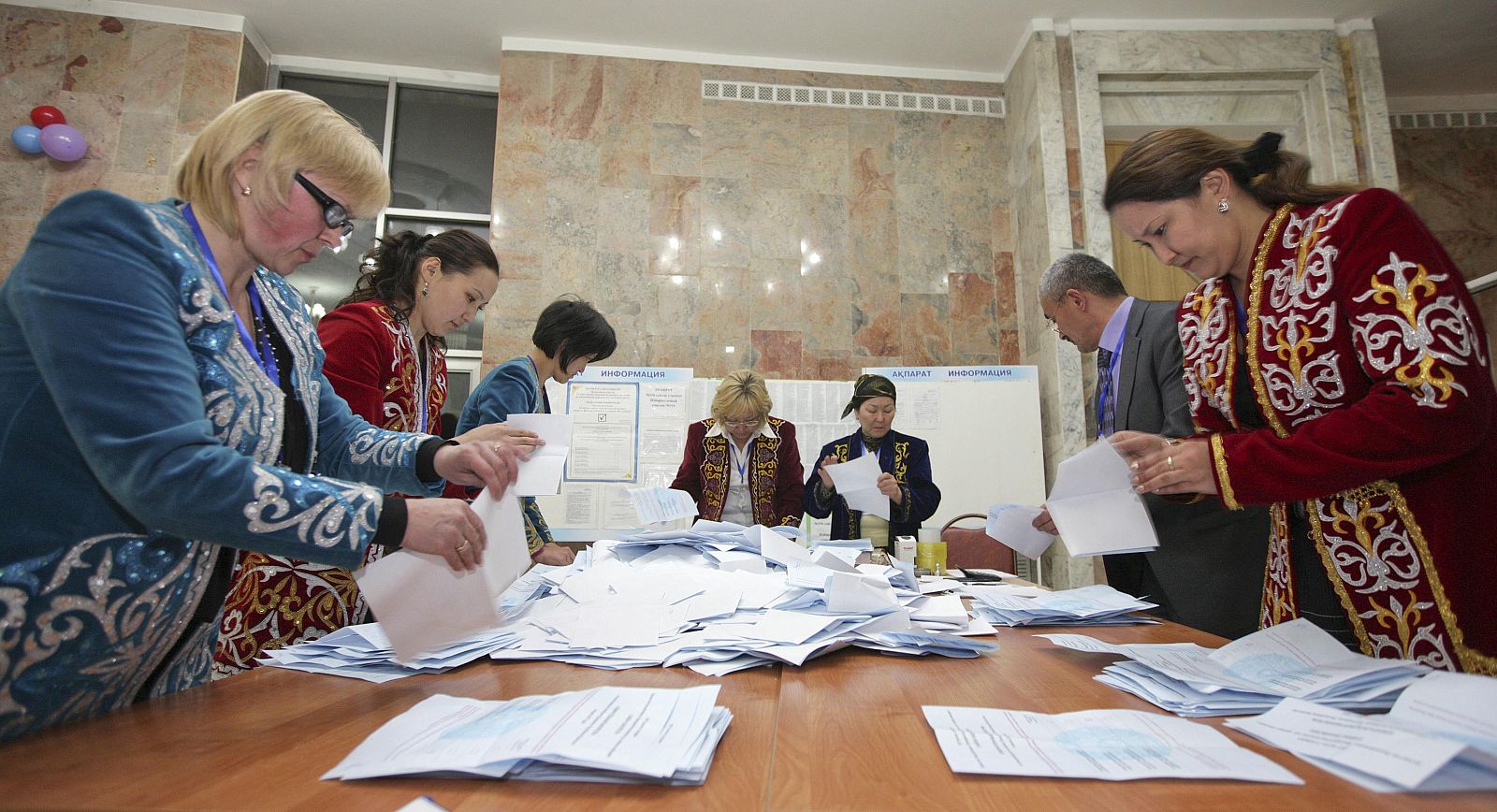Recuento de votos en las elecciones presidenciales de Kazajistán