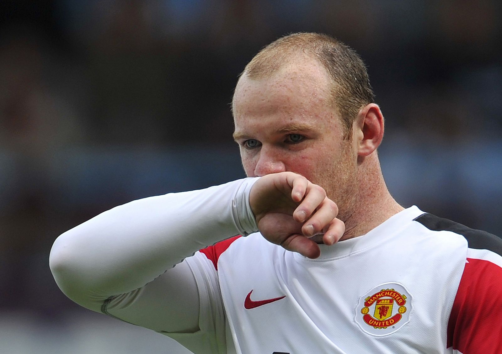 Manchester United's Rooney reacts during their English Premier League soccer match against West Ham in London