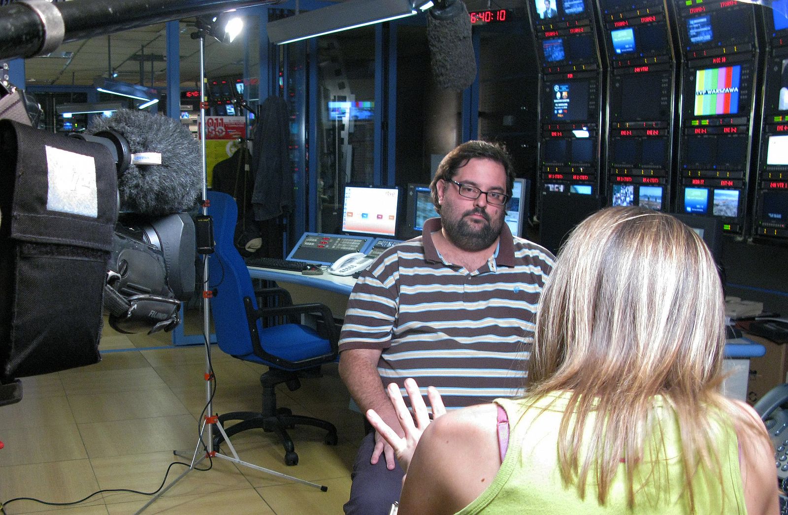 Stéphane M. Grueso, director de '¡Copiad, malditos!' durante la entrevista con La 2 y con RTVE.es.