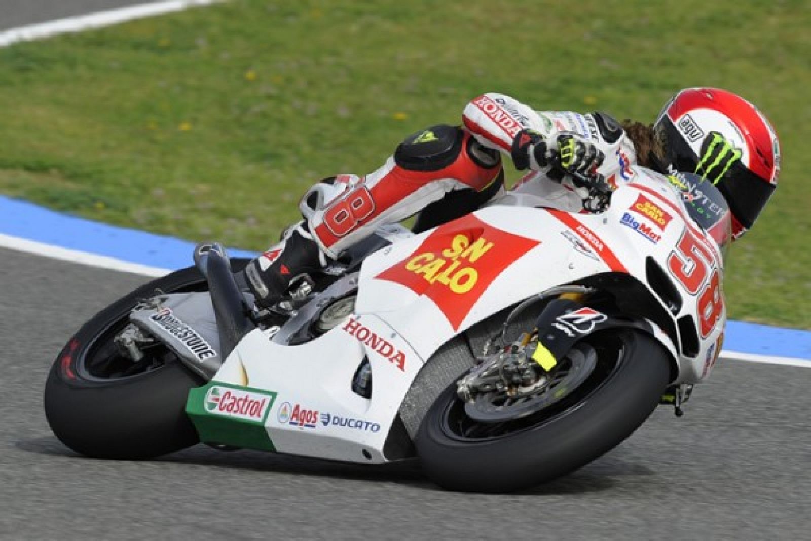 Marco Simoncelli ganó el GP de Portugal en 2009, en 250cc.