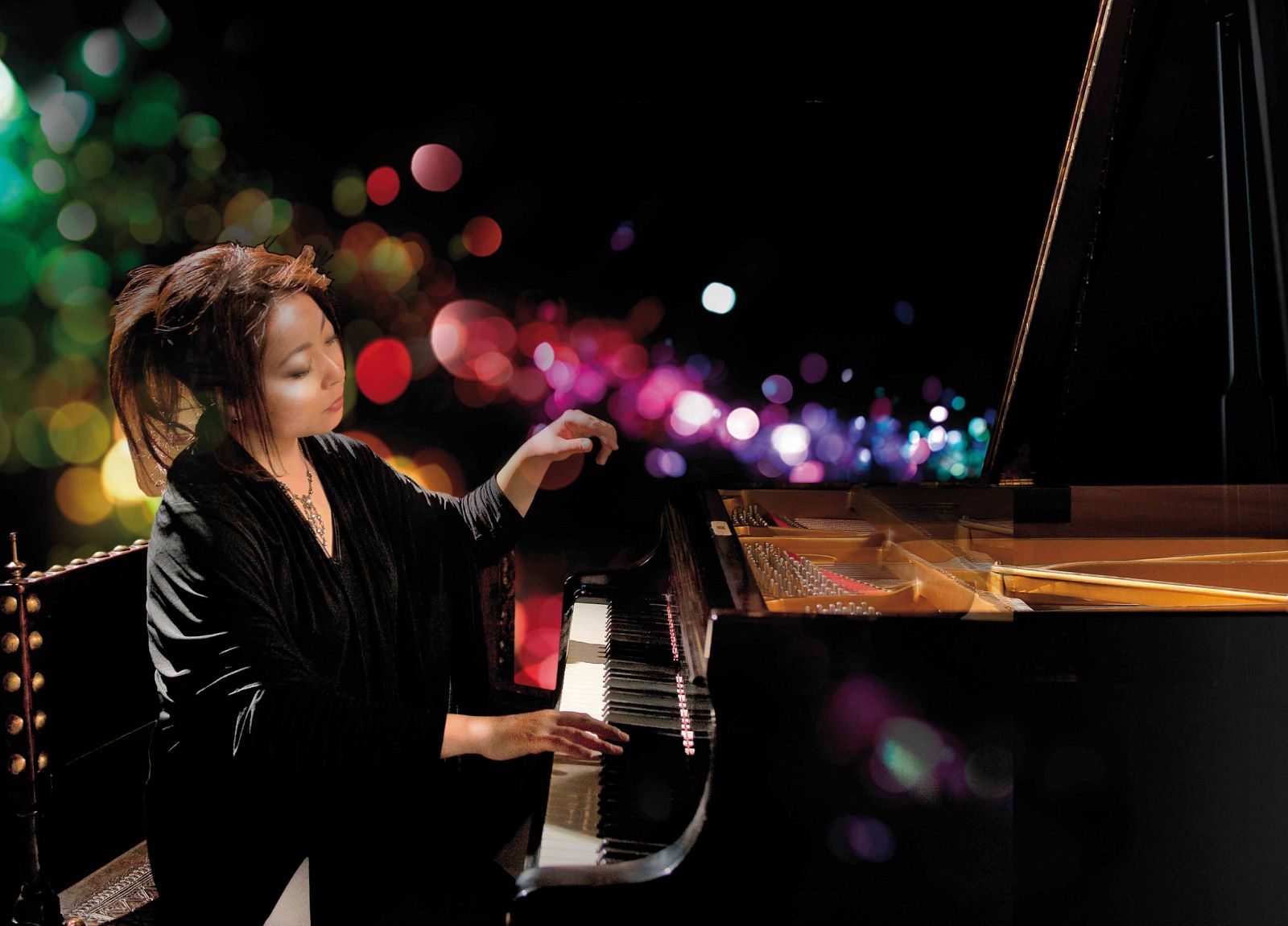 La pianista japonesa Mine Kawakami en concierto