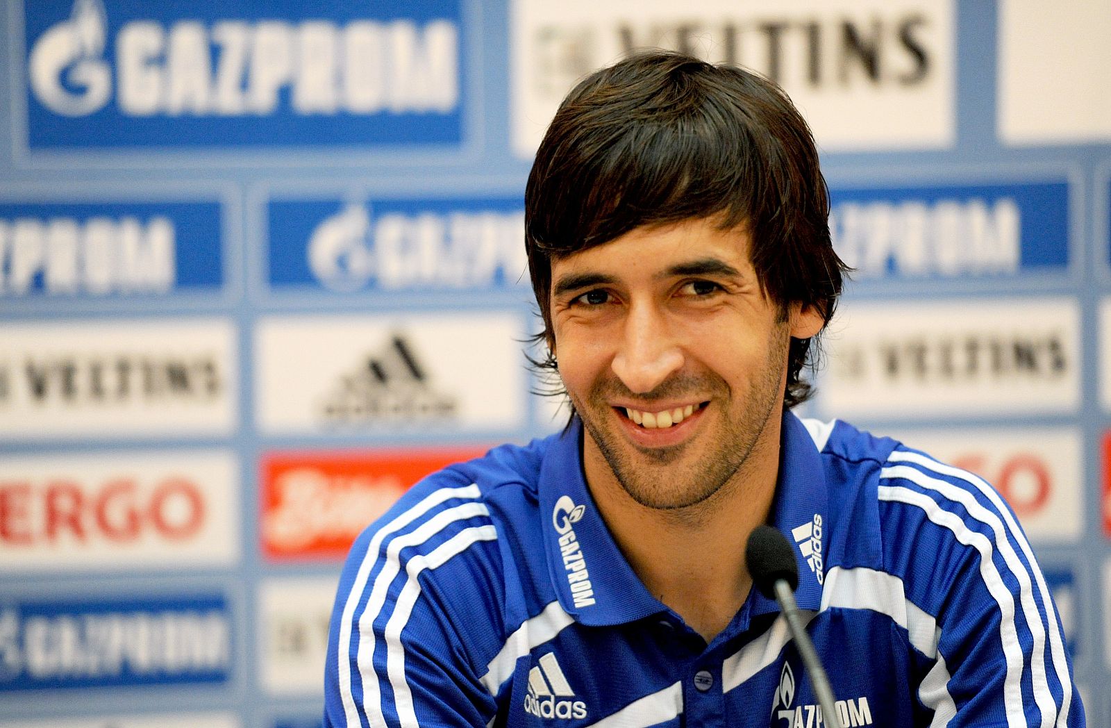 Raúl, en la rueda de prensa del Schalke.