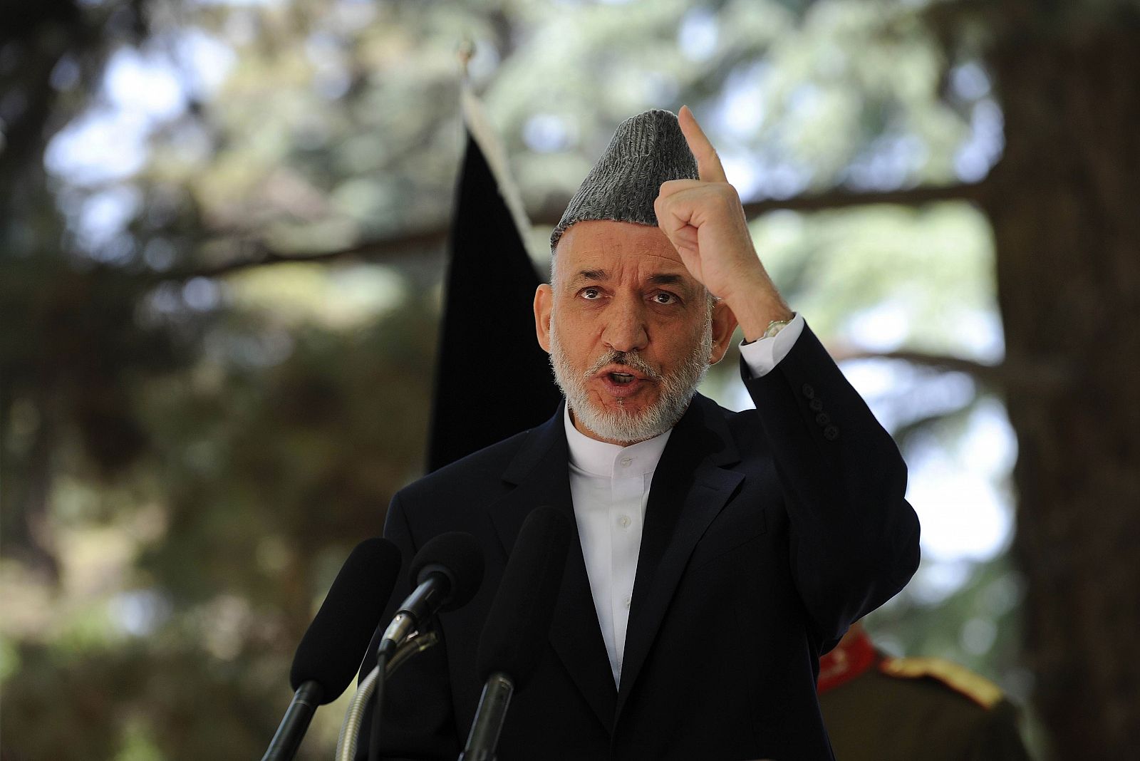 El presidente de Afganistán, Hamid Karzai, ha cargado contra la OTAN por el último bombardeo contra civiles.
