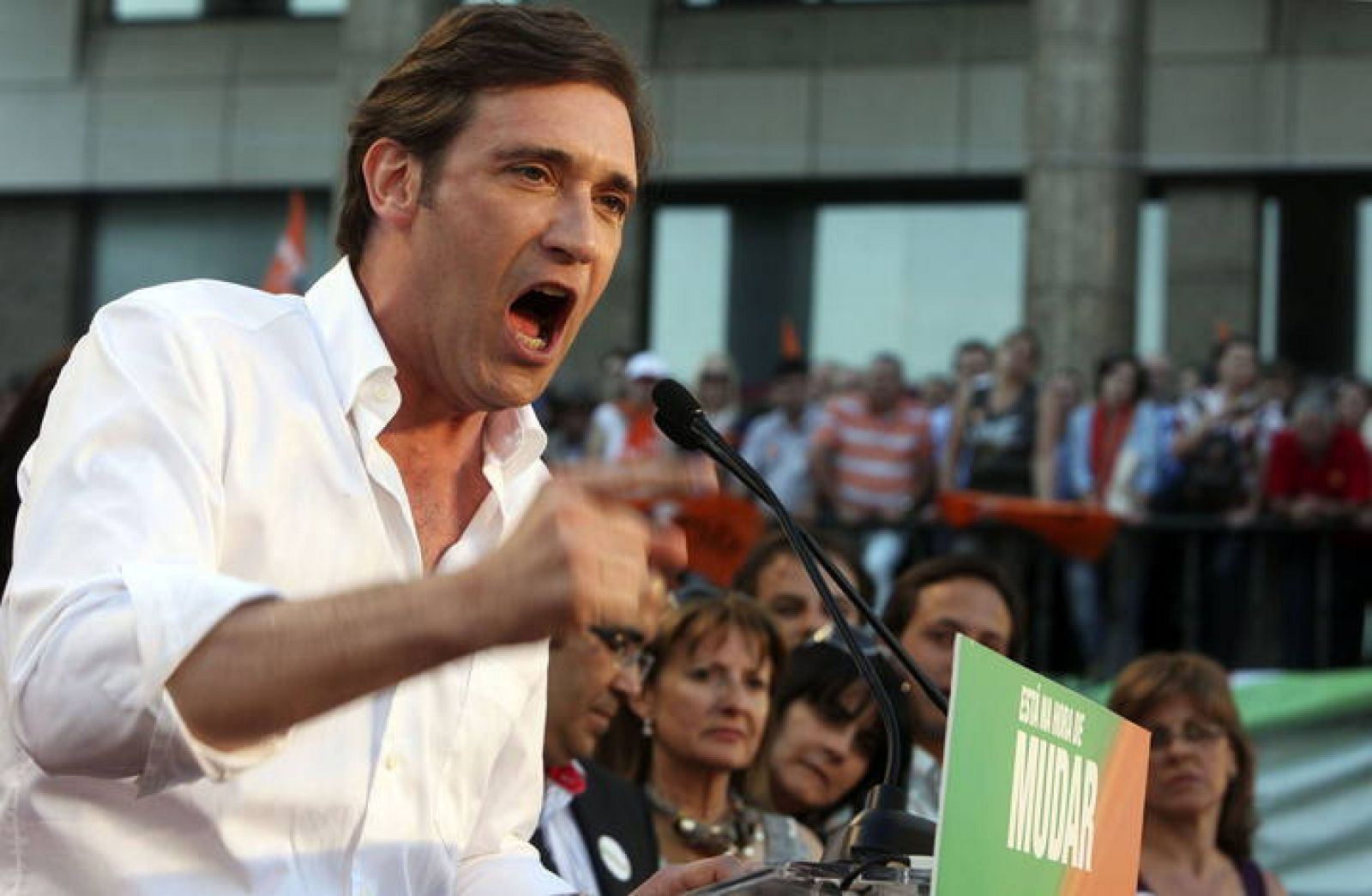 Pedro Passos Coelho, durante la campaña electoral a las legislativas portuguesas.