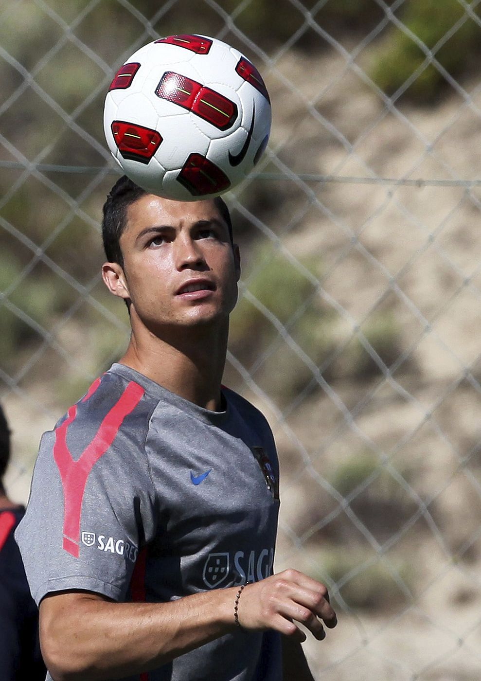 El City estaría dispuesto a asumir el coste astronómico de Cristiano Ronaldo, según la prensa inglesa.