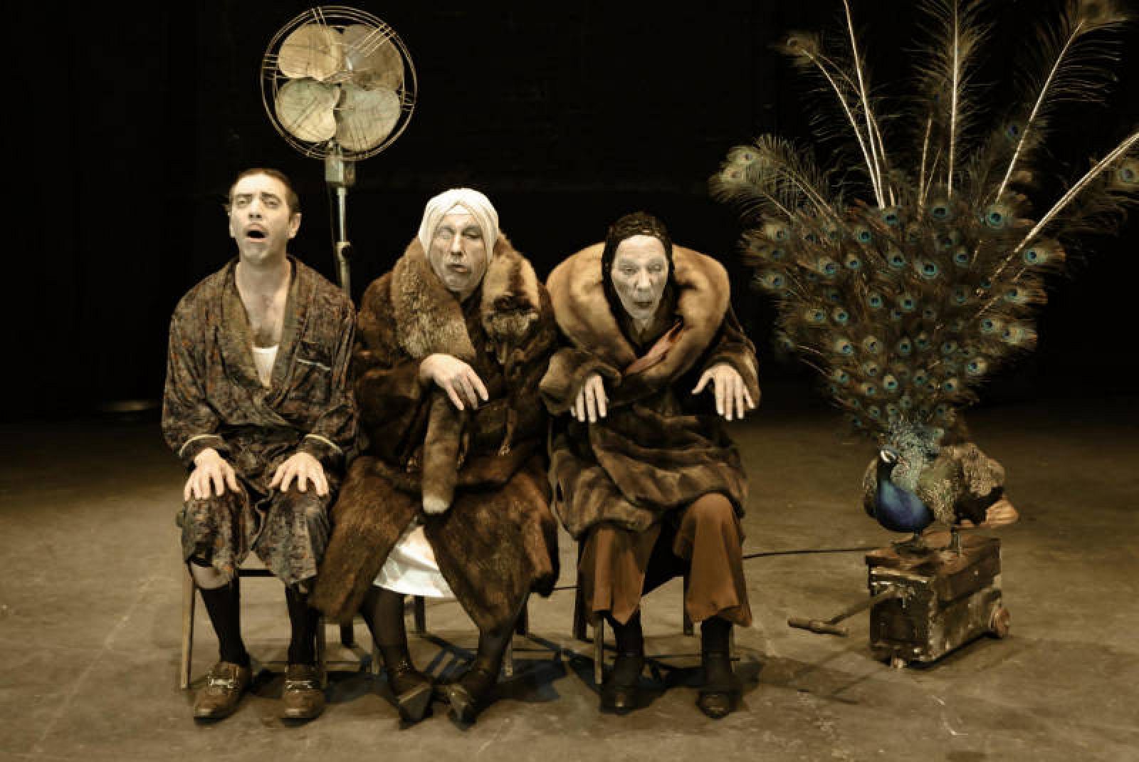 Gaspar Campuzano, Francisco Sánchez y Enrique Bustos intepretan 'Nadie lo quiere creer'.