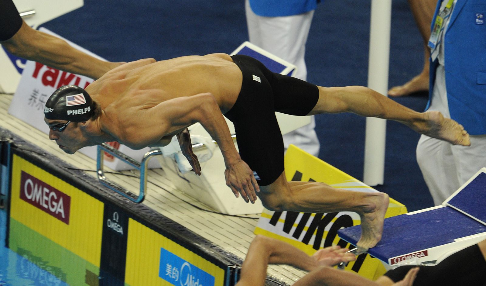 Michael Phelps fue el primer relevista estadounidense en la final de 4x100 libres del Mundial
