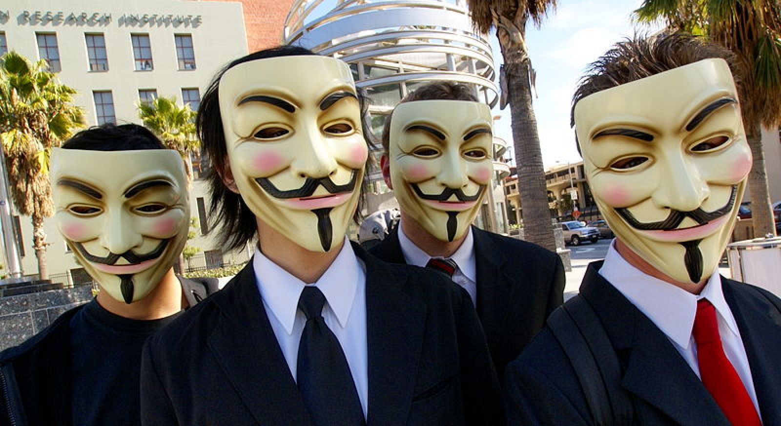 Anonymous anuncia un ataque contra Facebook el 5 de noviembre