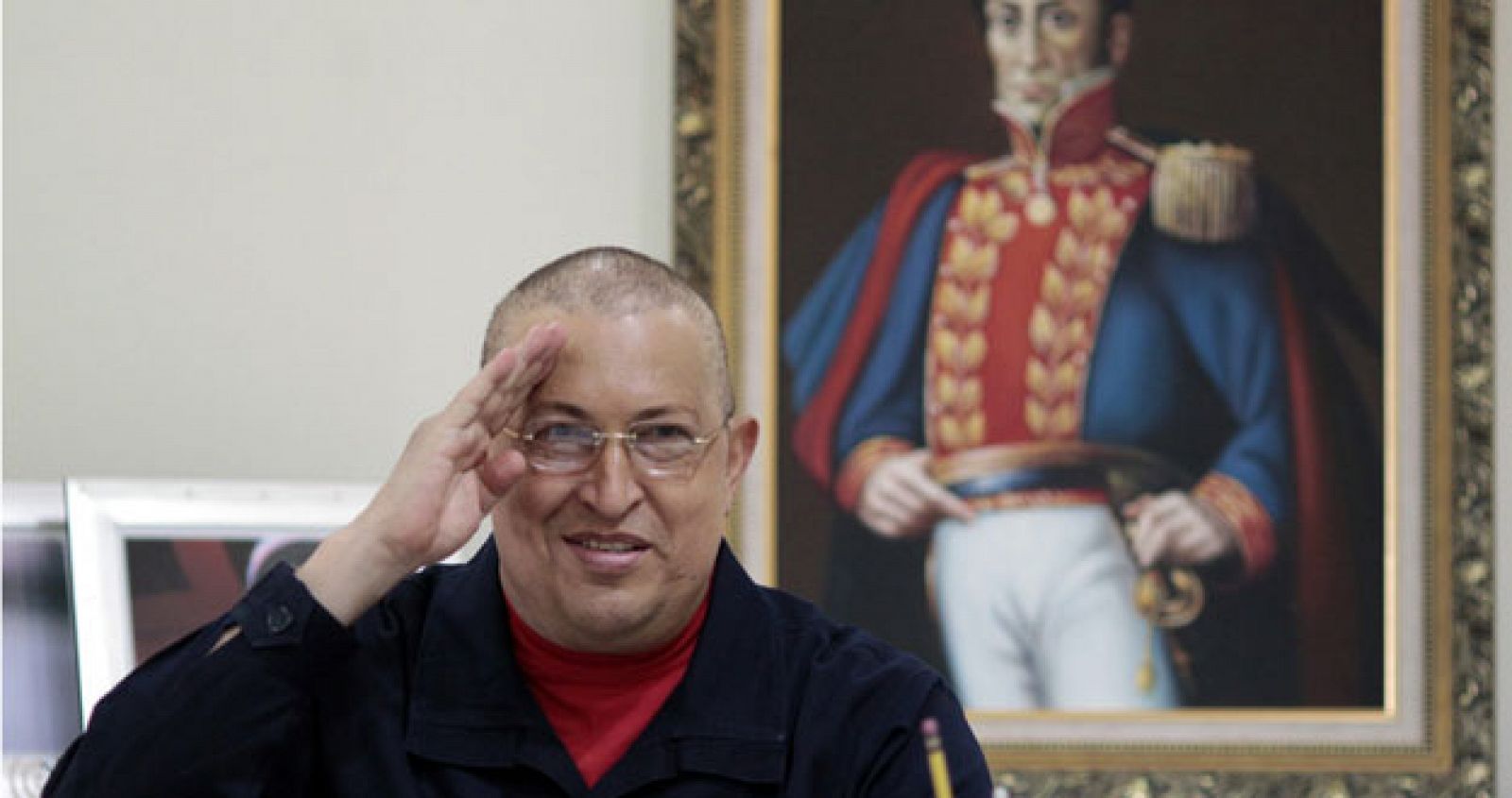 El presidente de Venezuela, Hugo Chávez, algo más de un mes después de comenzar la quimioterapia.