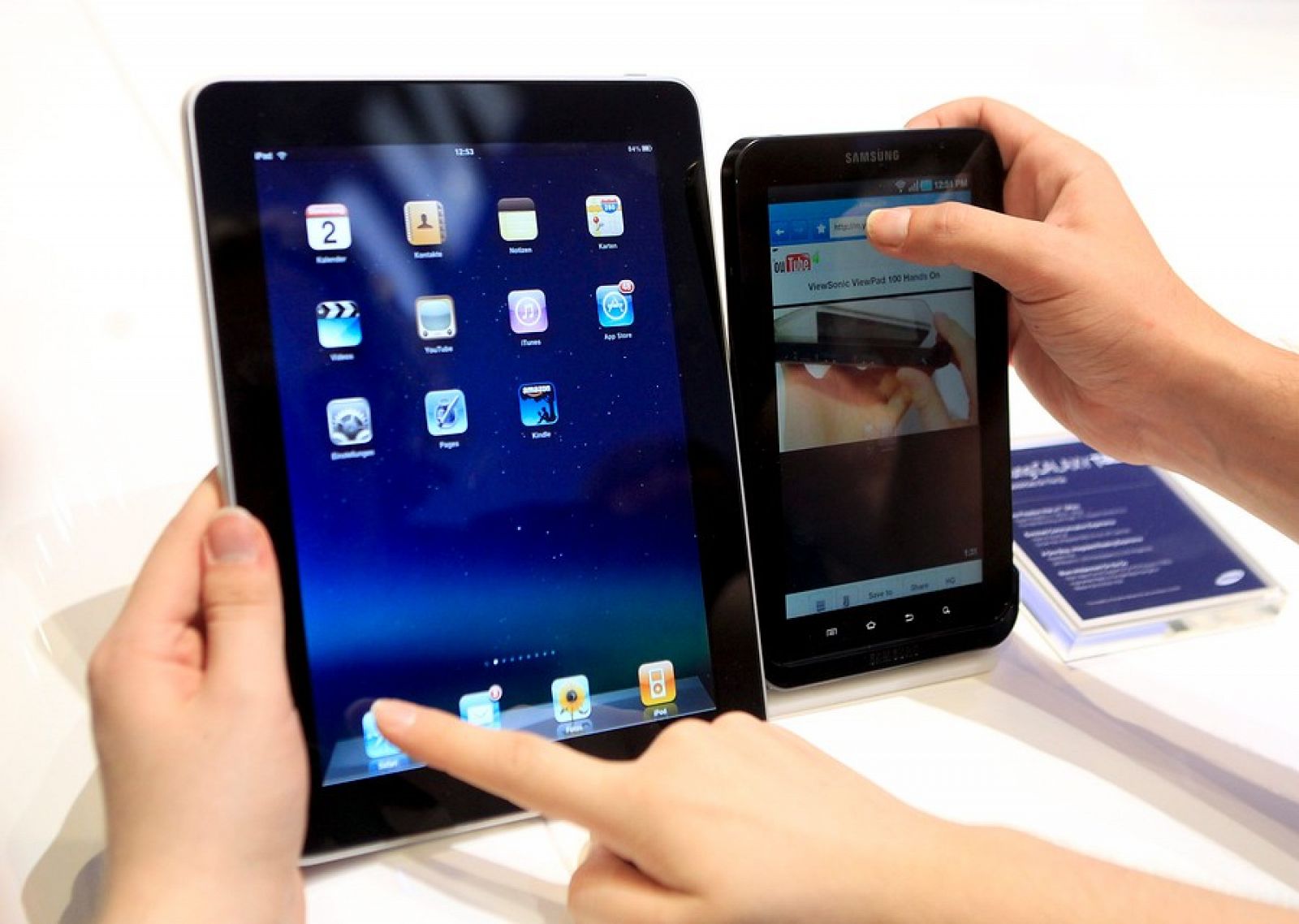 Comparación entre el iPad de Apple y el Galaxy Tab 7.7 de Samsung