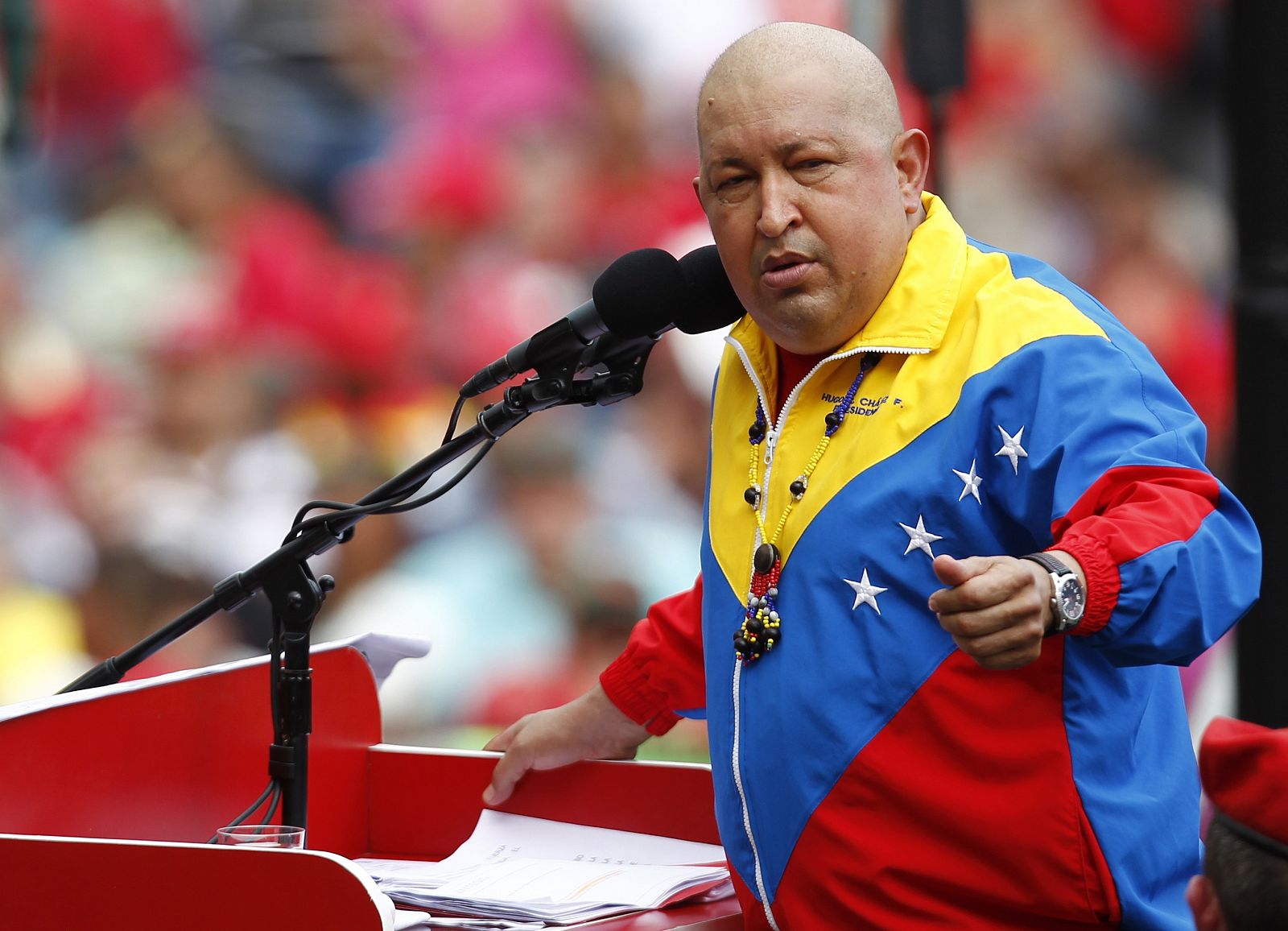 El presidente de Venezuela, Hugo Chávez, participa en el primer acto político desde que se le diagnosticó el cáncer