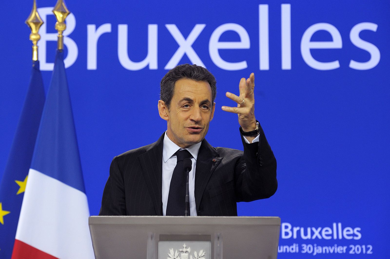 El presidente francés, Nicolás Sarkozy, durante su inervención el primer Consejo Europeo de 2012, celebrado este lunes en Bruselas.