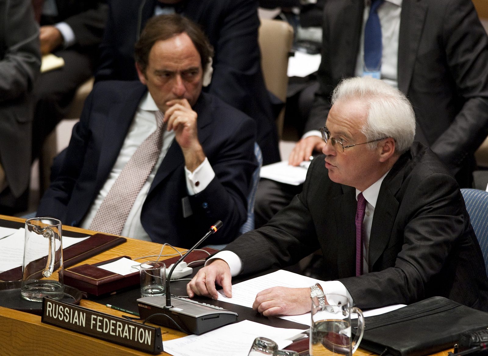 El embajador de Rusia ante la ONU, Vitaly Churkin, habla durante la reunión del Consejo de Seguridad, este martes