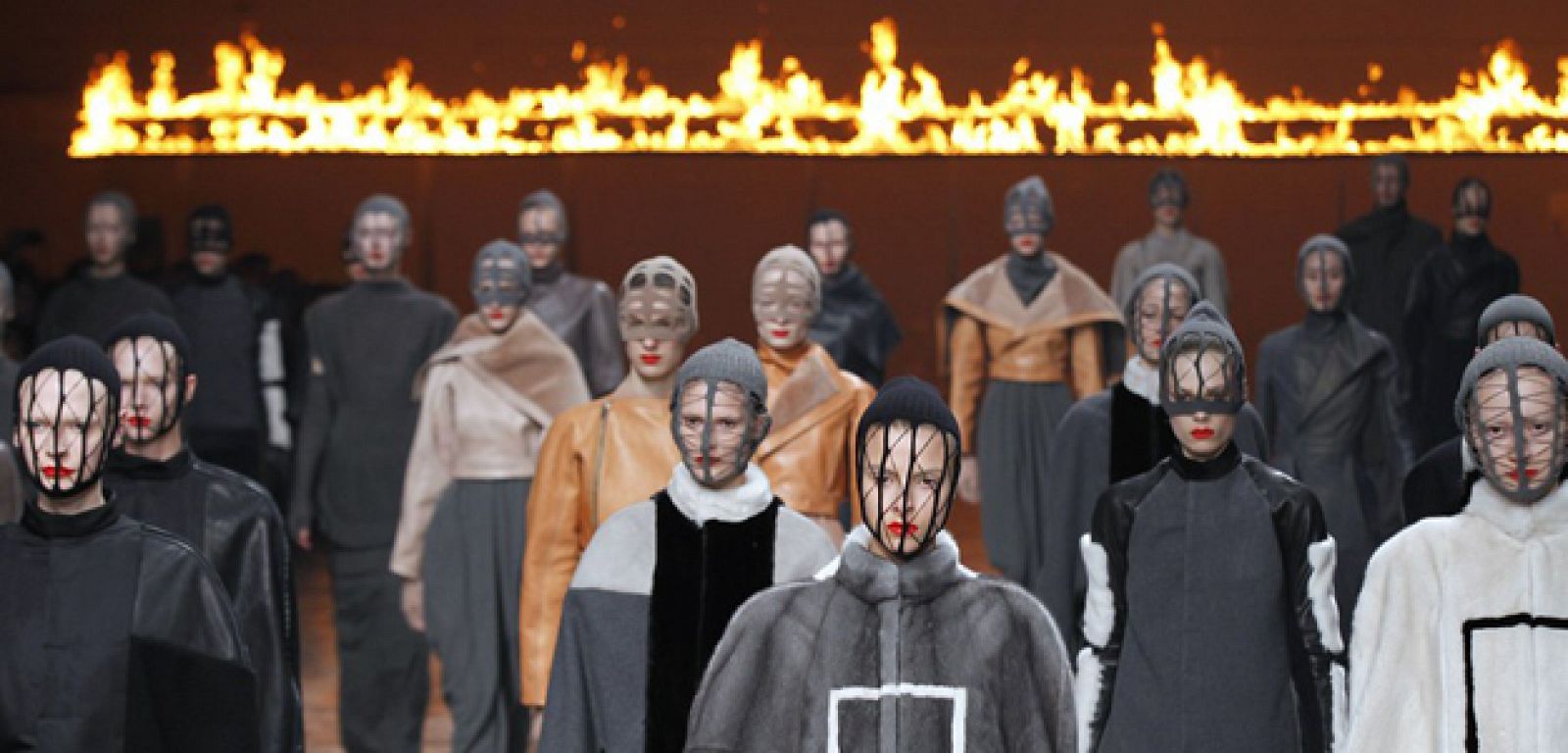 Carrusel del desfile de Rick Owens