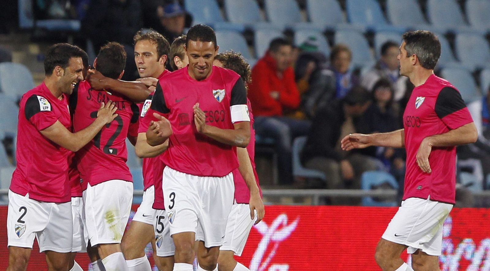 Los jugadores del Málaga CF celebran un gol en Getafe